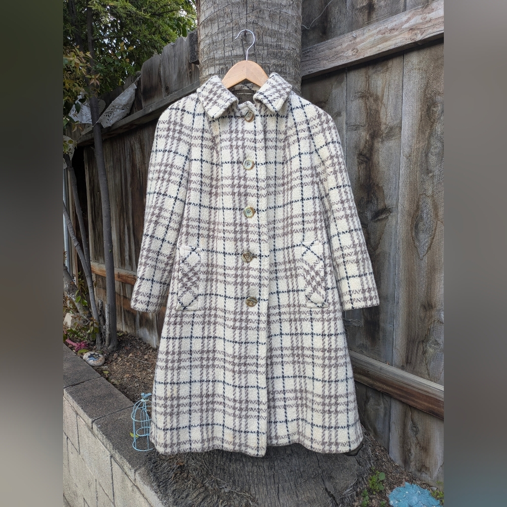 Vintage Burberrys Made in England Wool Plaid Coat – Rare Find